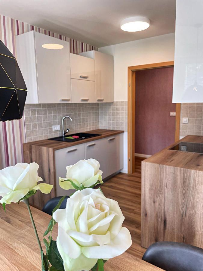 Vila Urbana Luxury Apartments Lesce  Exterior foto