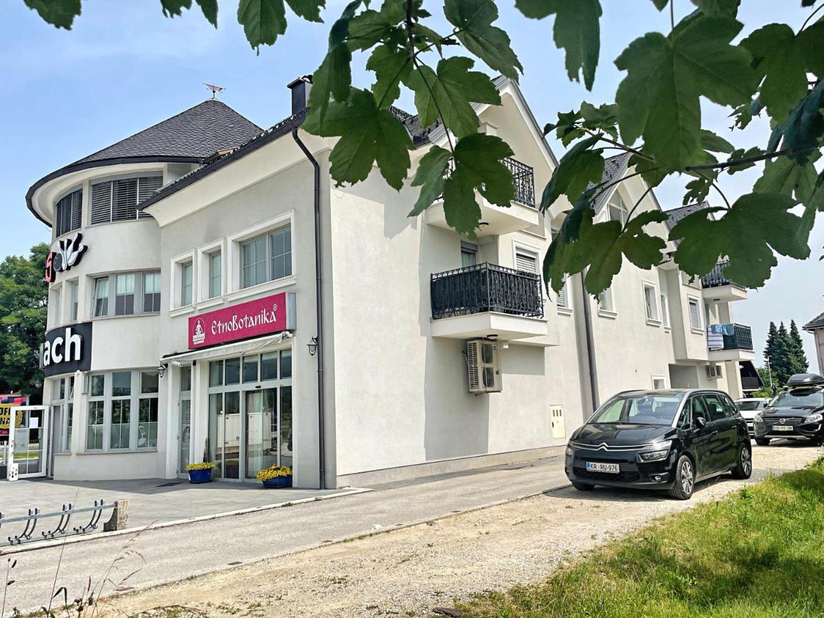 Vila Urbana Luxury Apartments Lesce  Exterior foto