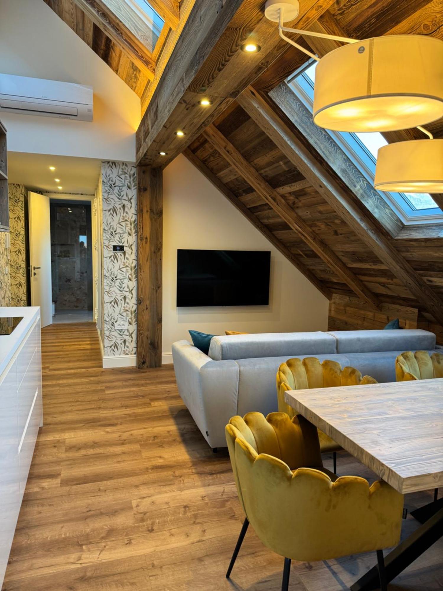 Vila Urbana Luxury Apartments Lesce  Exterior foto